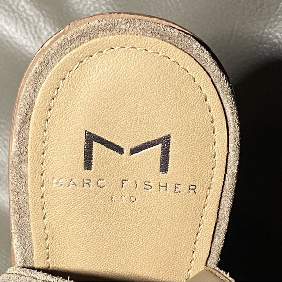 Marc Fisher Vashi Ankle Strap Sandals with Chunky Stacked Heel, Size 7.5 - Picture 4 of 10